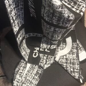 Vip Chanel Scarf